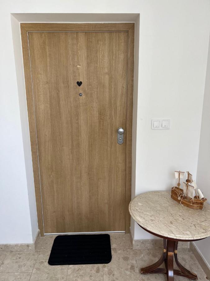 Apartman Sven Malinska Eksteriør bilde